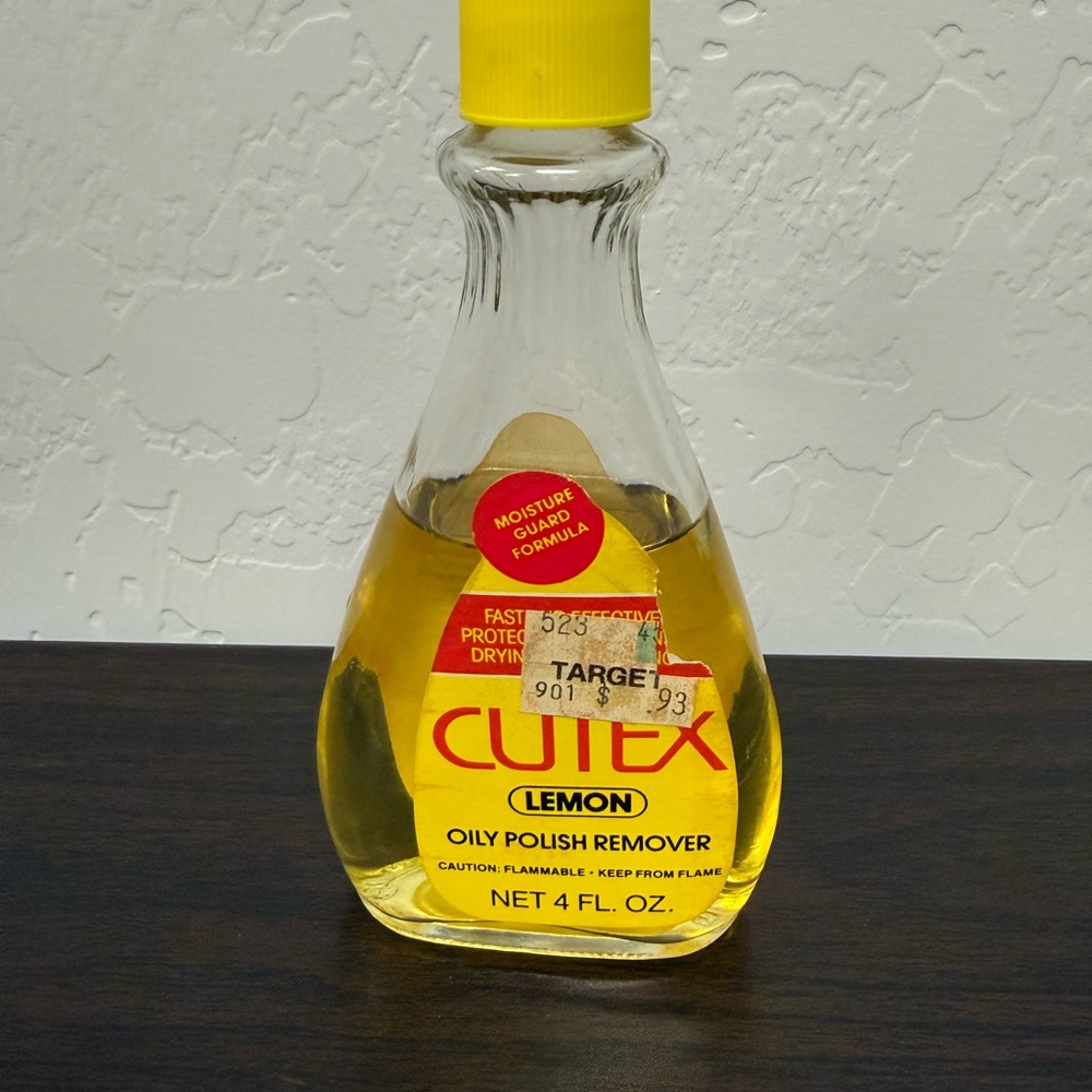 Vintage 1970s Cutex Lemon Oily Polish Remover